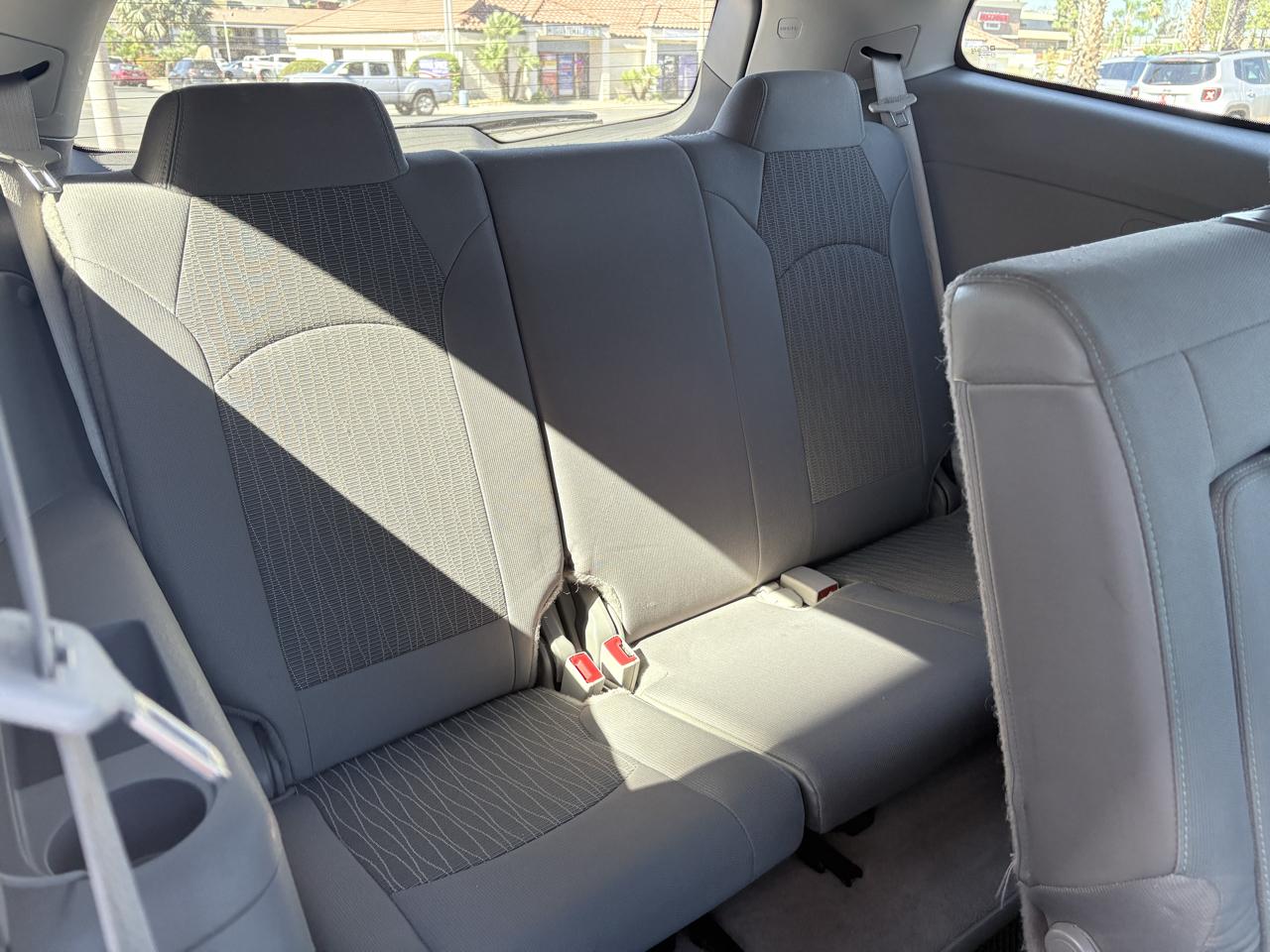 Chevrolet Traverse FWD 4dr LS w/1LS 2016