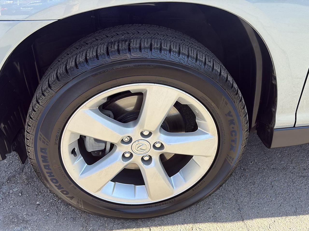 Lexus RX 330 4dr SUV 2004