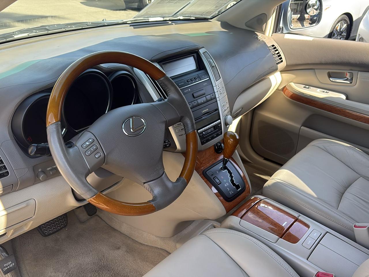 Lexus RX 330 4dr SUV 2004