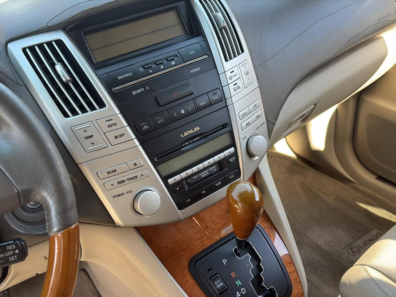 Lexus RX 330 4dr SUV 2004