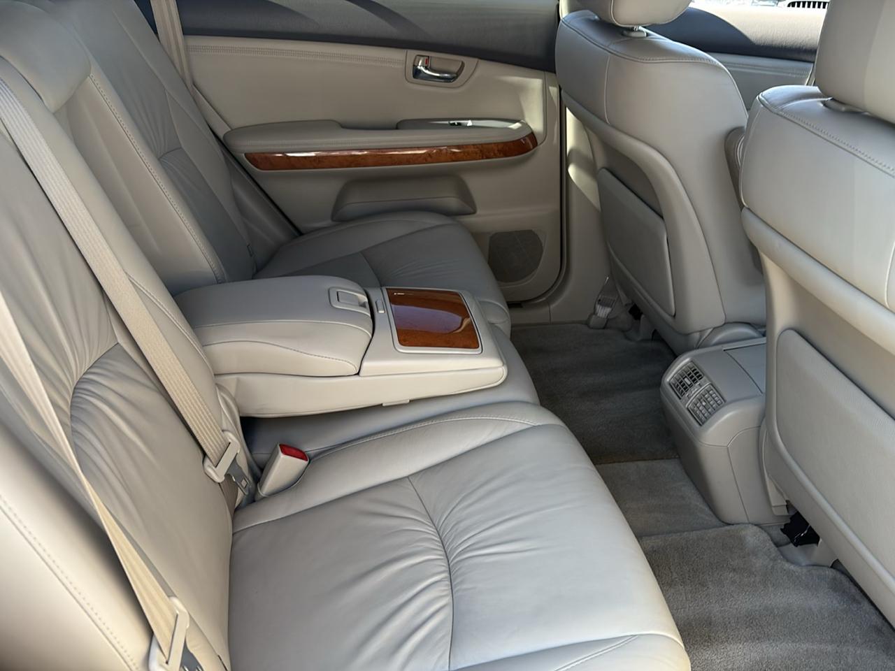 Lexus RX 330 4dr SUV 2004
