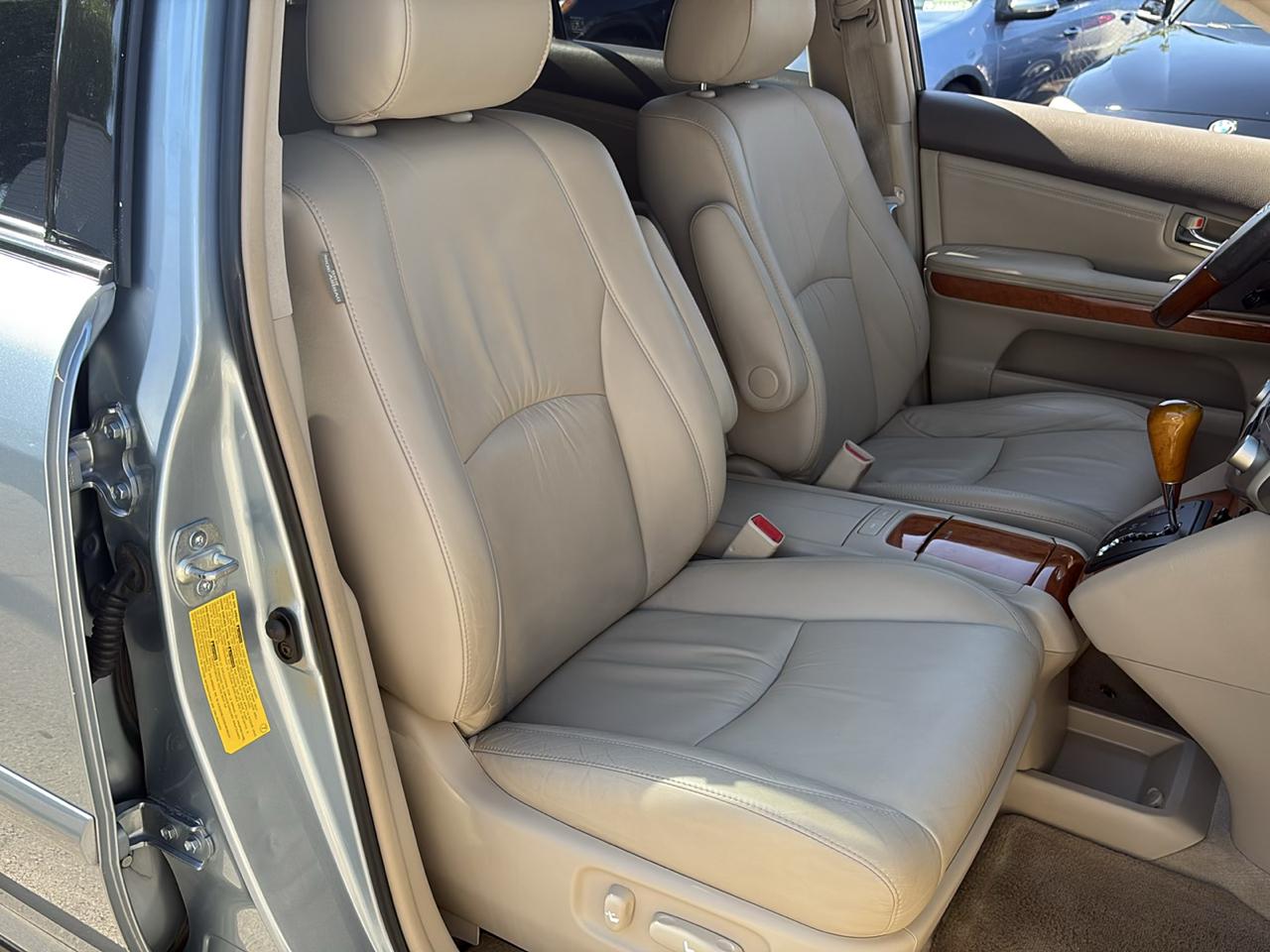 Lexus RX 330 4dr SUV 2004