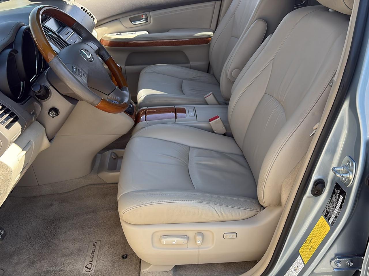 Lexus RX 330 4dr SUV 2004