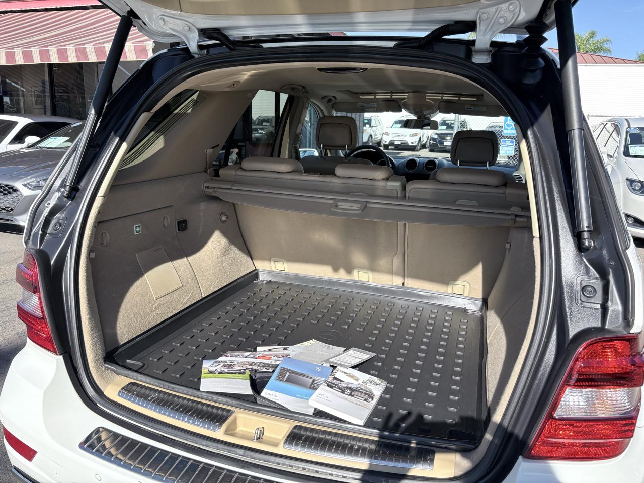 Mercedes-Benz M-Class 4MATIC 4dr 3.5L 2009