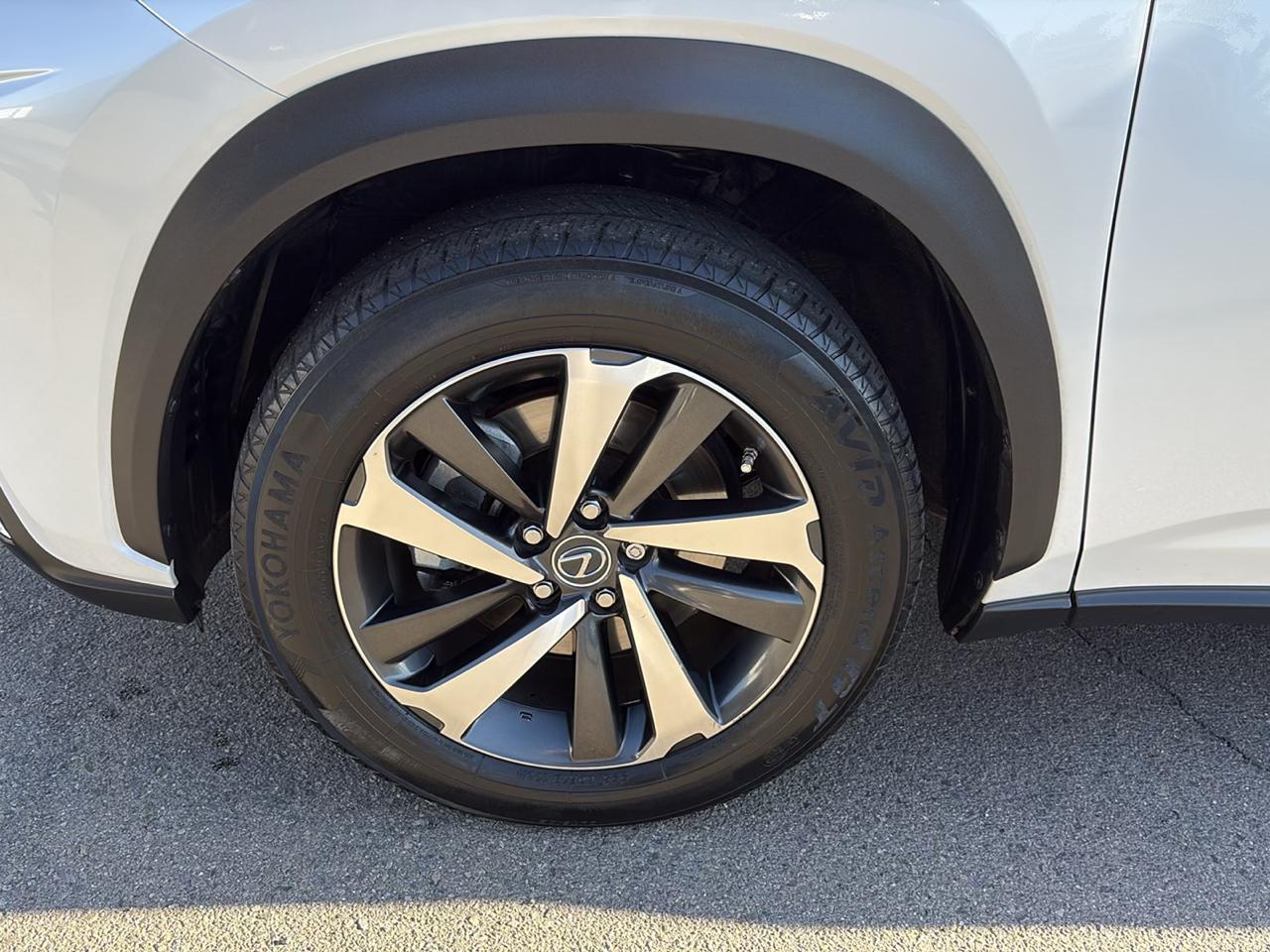 Lexus NX NX 300 FWD 2020