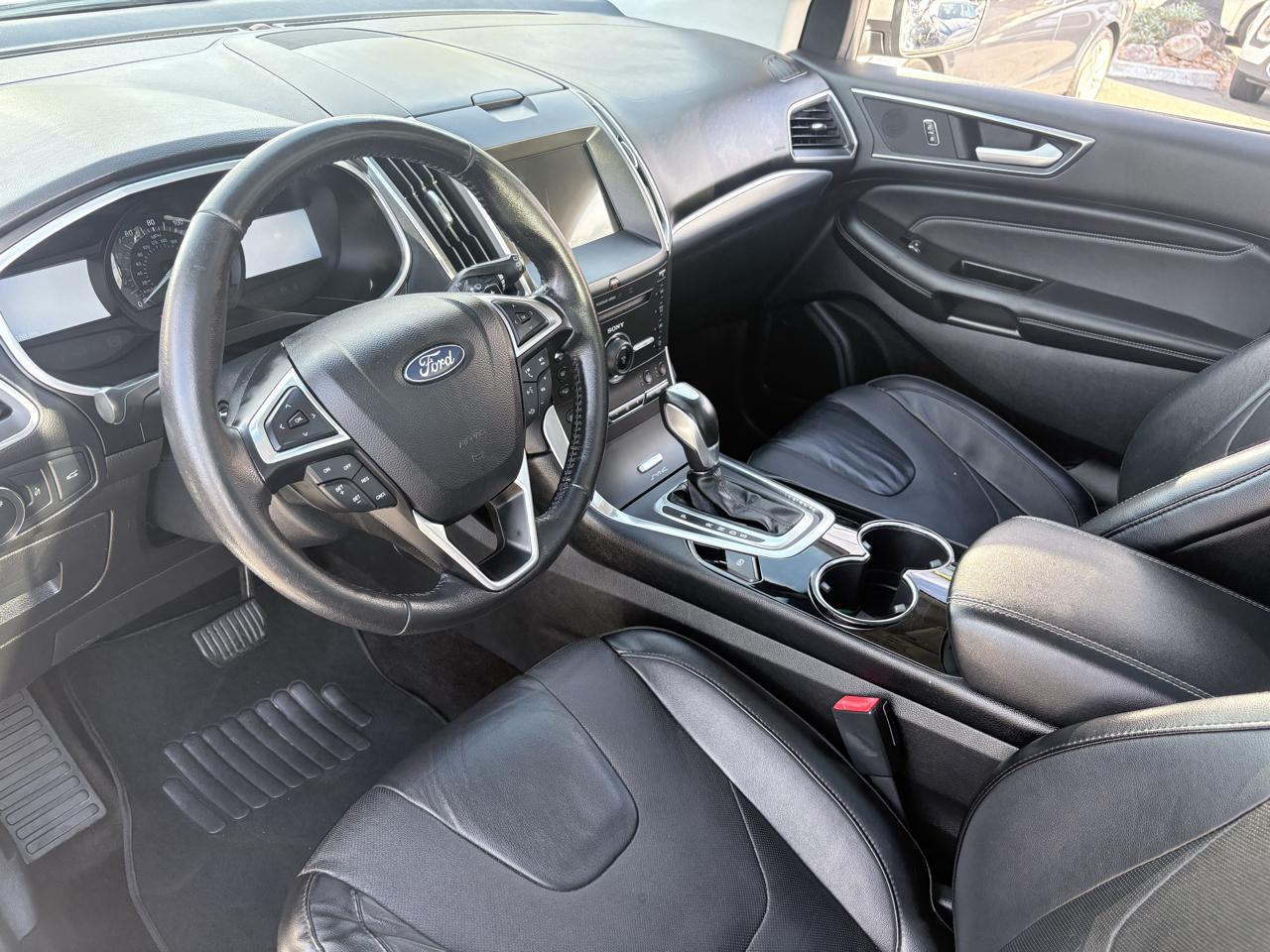 Ford Edge 4dr Titanium AWD 2016