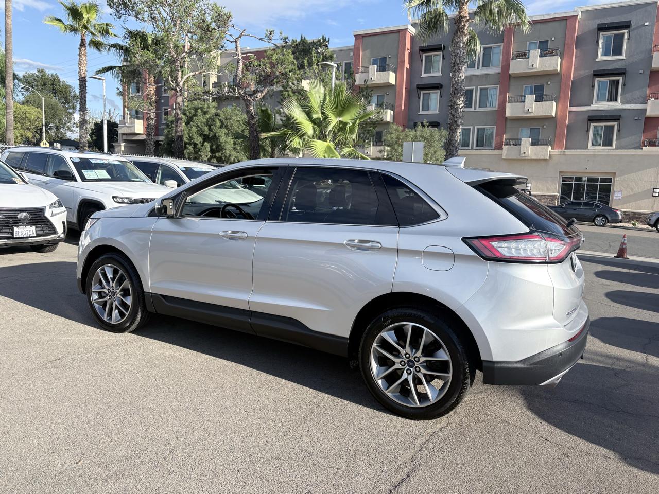 Ford Edge 4dr Titanium AWD 2016