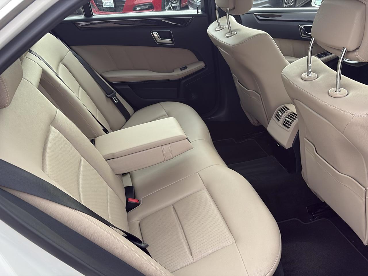 Mercedes-Benz E-Class 4dr Sdn E 350 Sport RWD 2010