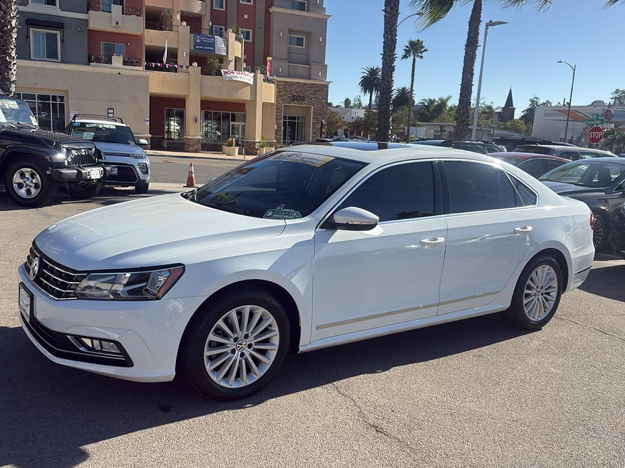 Volkswagen Passat 4dr Sdn 1.8T Auto SE PZEV 2016