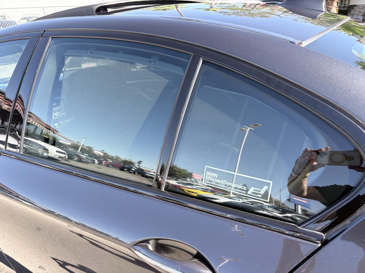 BMW 5 Series 4dr Sdn 528i RWD 2011