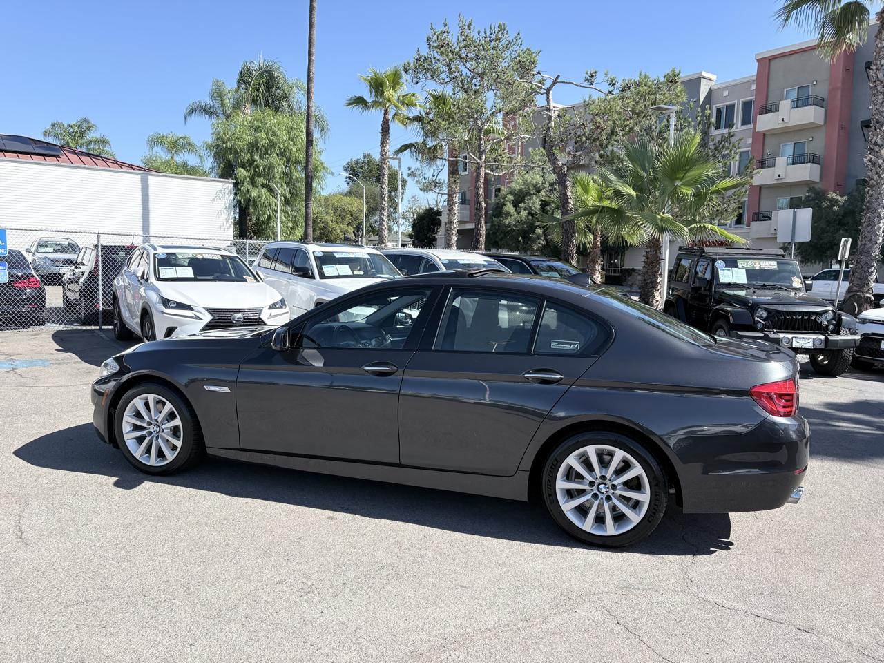 BMW 5 Series 4dr Sdn 528i RWD 2011