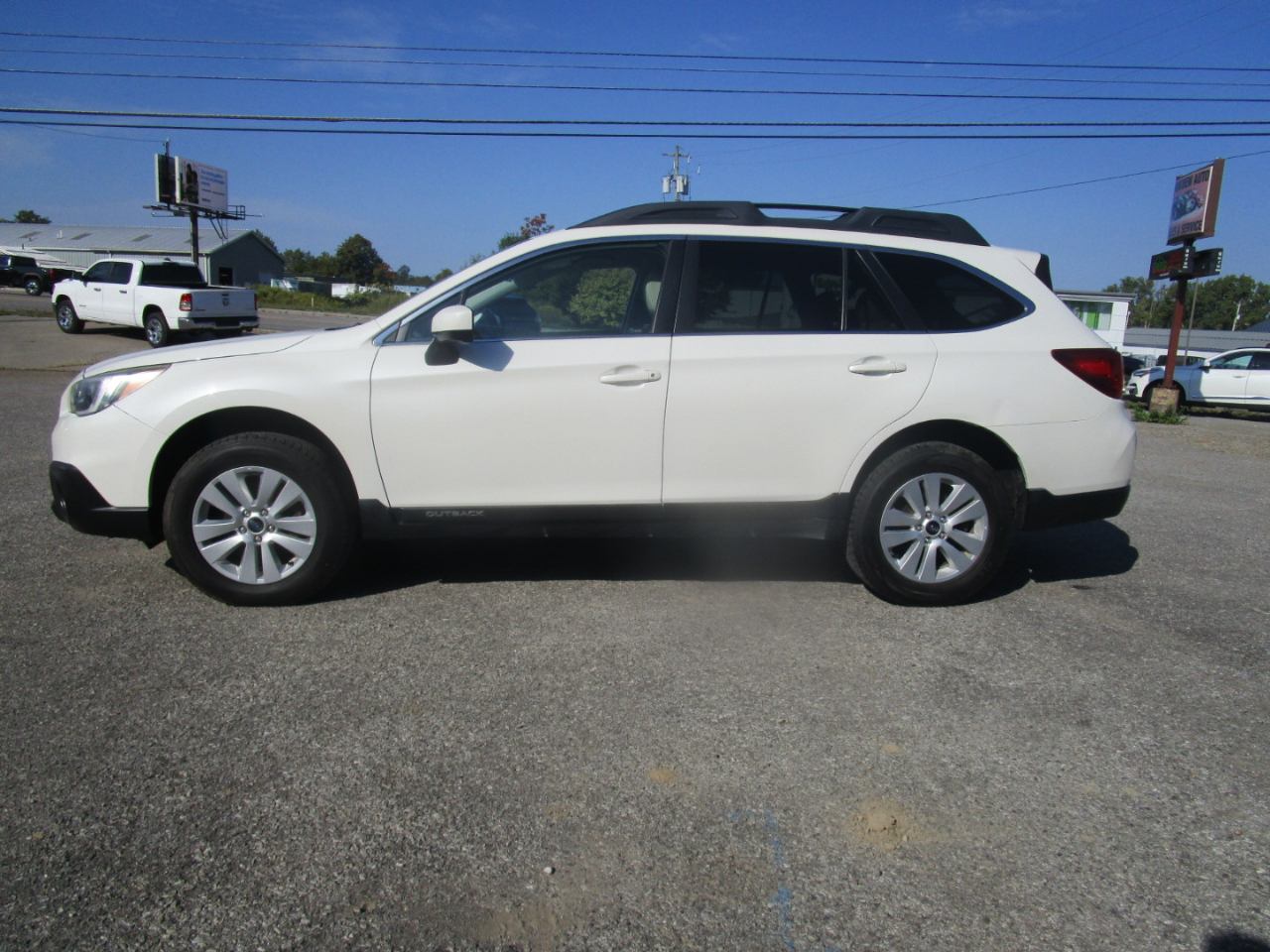 Subaru Outback 2.5i Premium 2017 Subaru Outback 2.5i Premium 2017