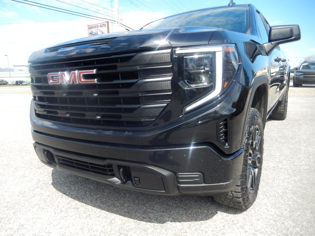 GMC Sierra 1500 Pro Crew Cab Short Box 4WD 2024