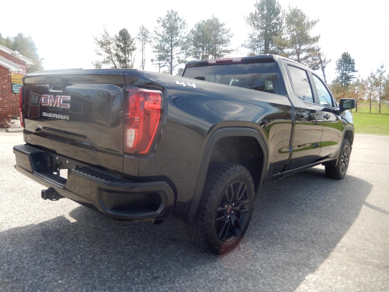 GMC Sierra 1500 Pro Crew Cab Short Box 4WD 2024