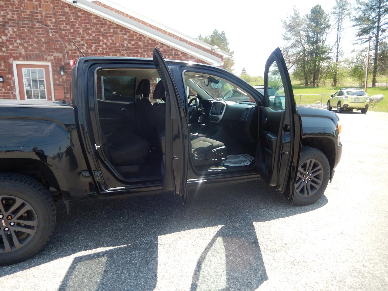 GMC Canyon SLE Crew Cab 4WD 2018