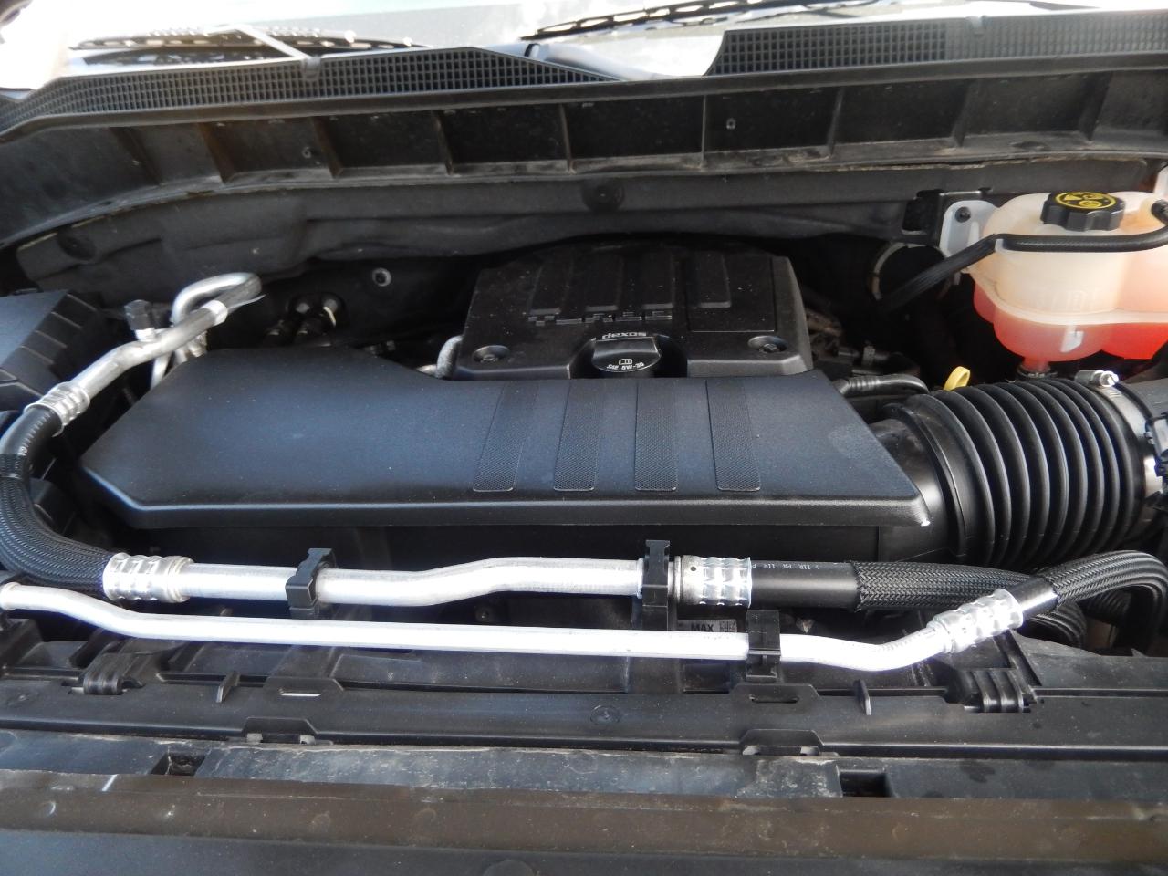 Chevrolet Silverado 1500 LT-L Crew Cab 4WD 2023