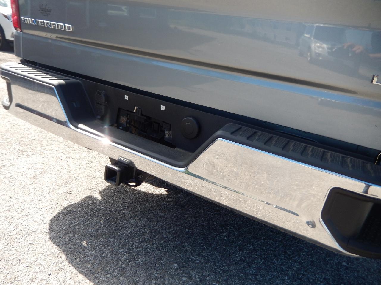 Chevrolet Silverado 1500 LT-L Crew Cab 4WD 2023