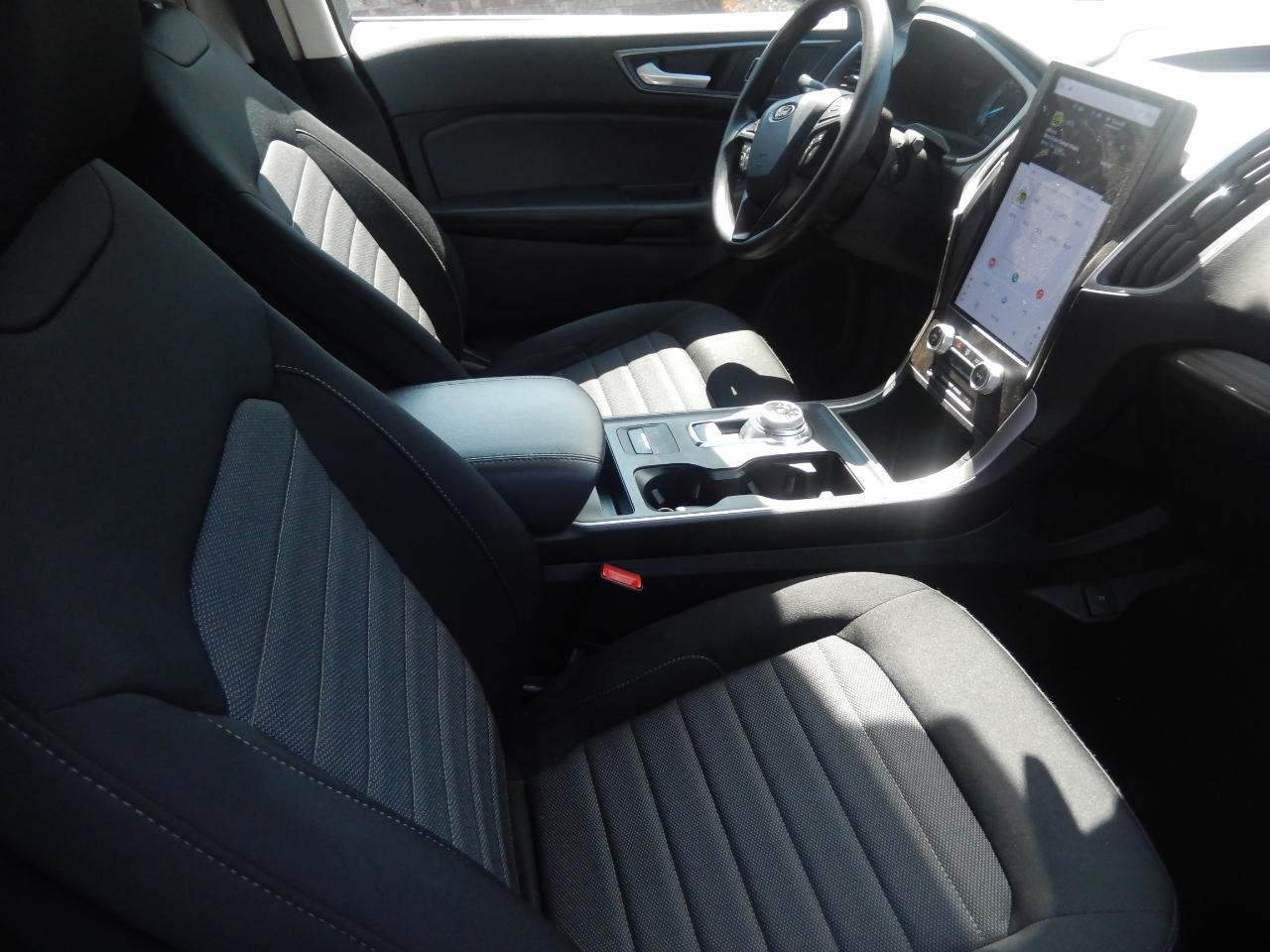 Ford Edge SE AWD 2021