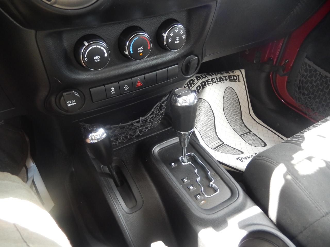 Jeep Wrangler Sport 4WD 2012