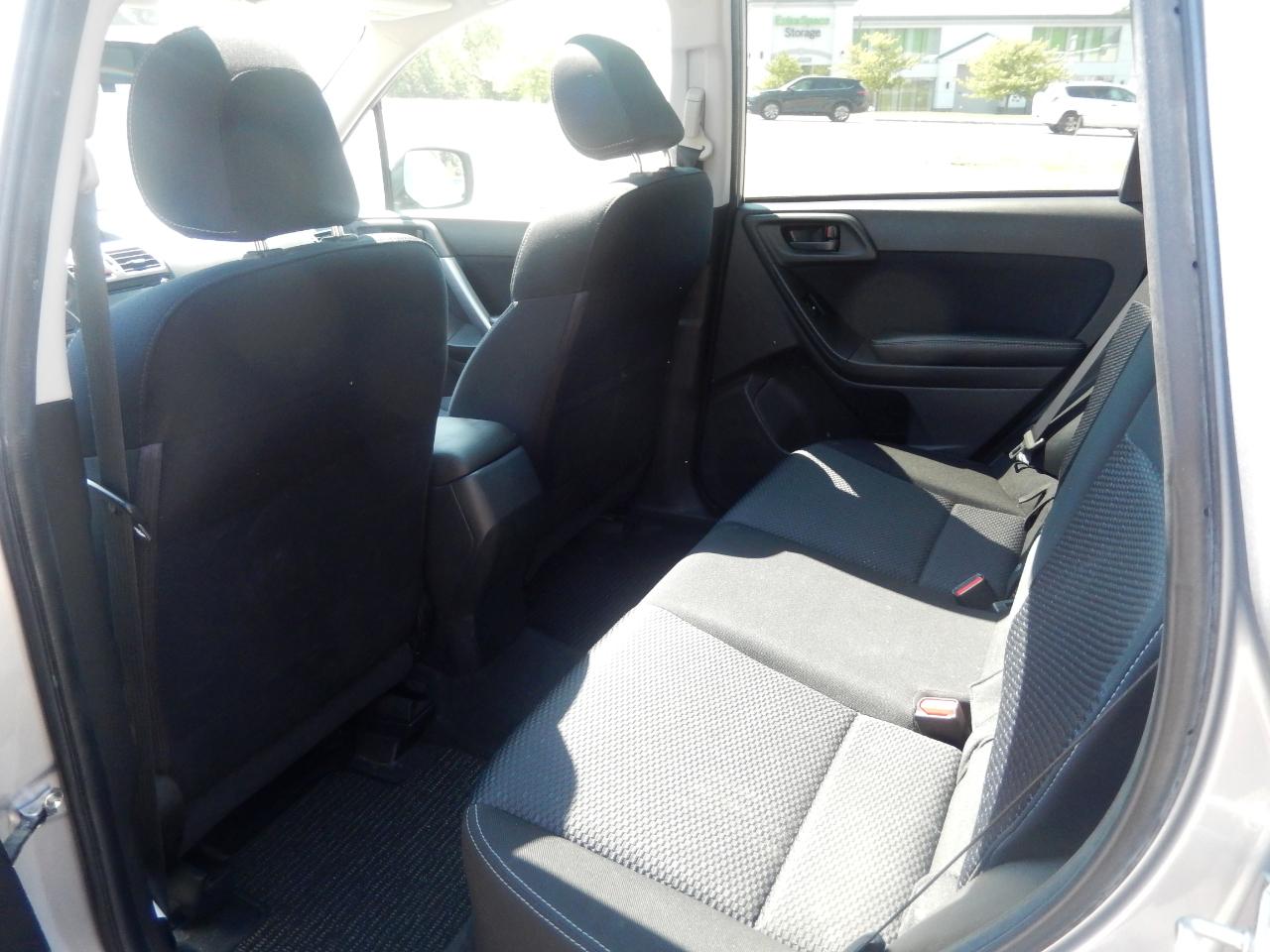 Subaru Forester 2.5i Premium PZEV CVT 2016