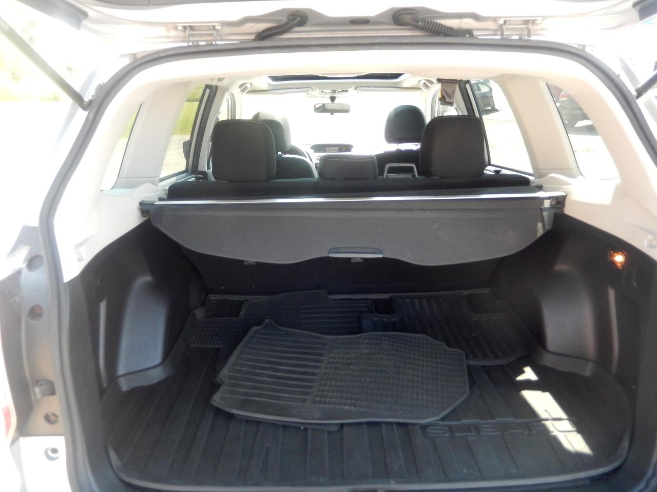 Subaru Forester 2.5i Premium PZEV CVT 2016