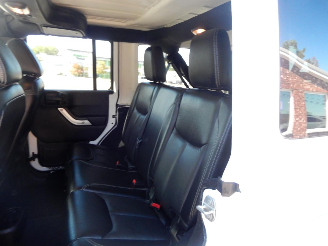 Jeep Wrangler Unlimited Sahara 4WD 2016