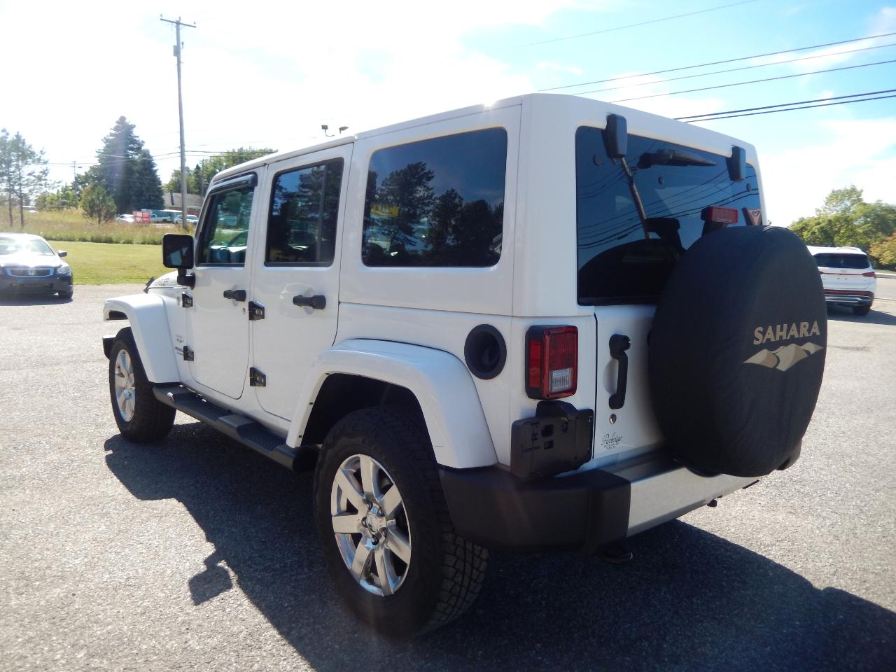 Jeep Wrangler Unlimited Sahara 4WD 2016