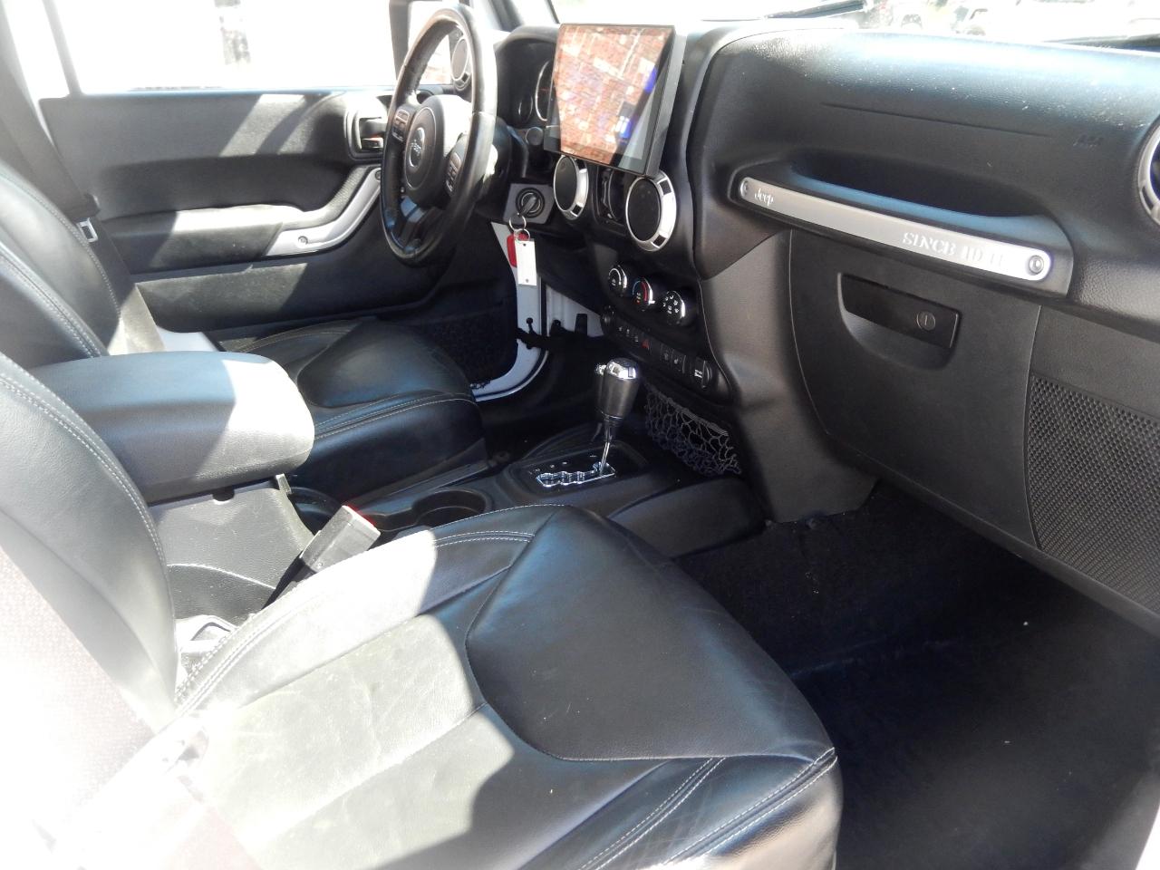 Jeep Wrangler Unlimited Sahara 4WD 2016