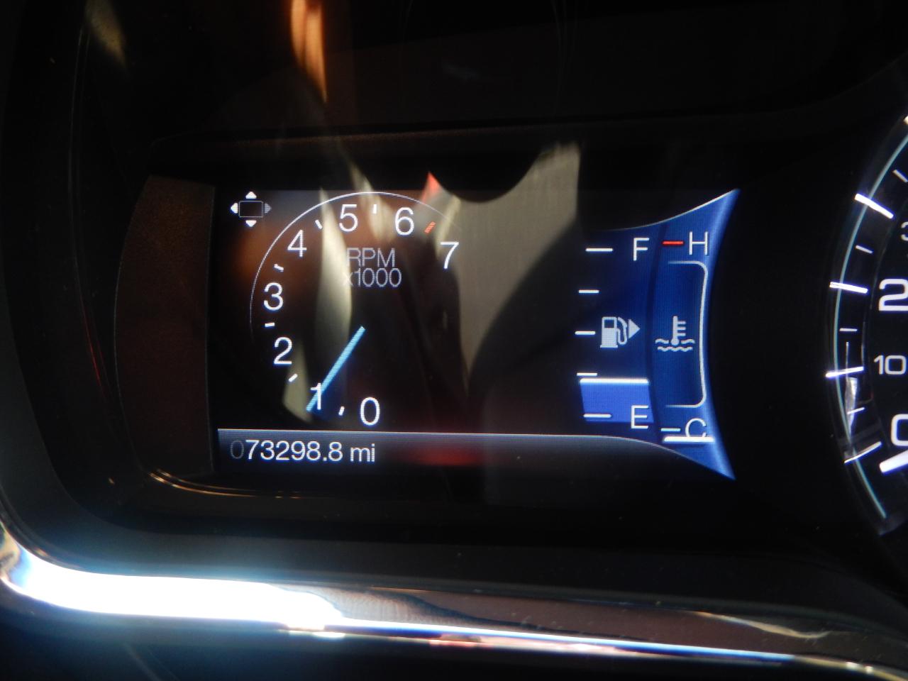 Lincoln MKT 3.5L with EcoBoost AWD 2015