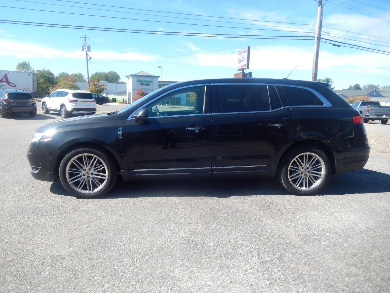 Lincoln MKT 3.5L with EcoBoost AWD 2015