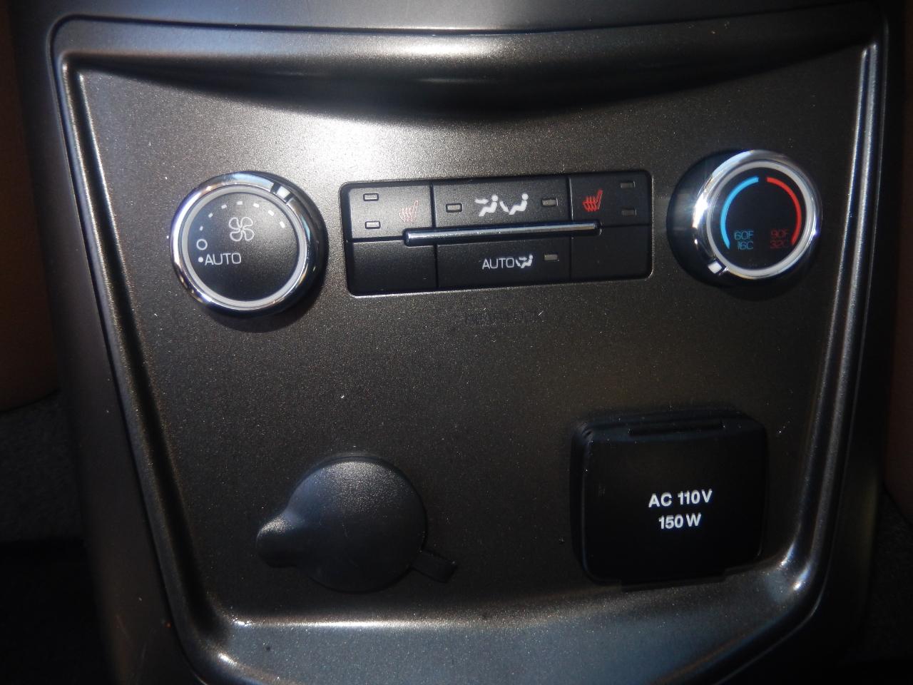 Lincoln MKT 3.5L with EcoBoost AWD 2015