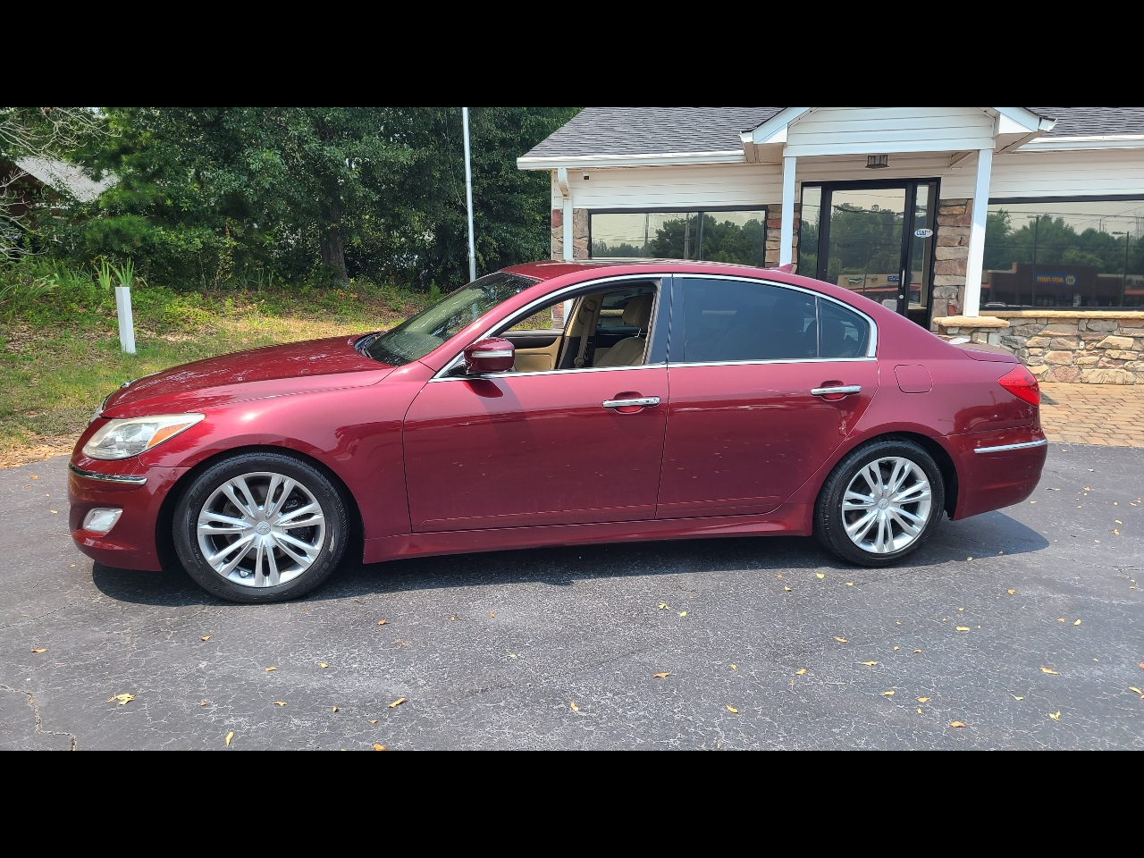 Used 2012 Hyundai Genesis 3.8L for Sale in Greenville SC 29644 Hensley