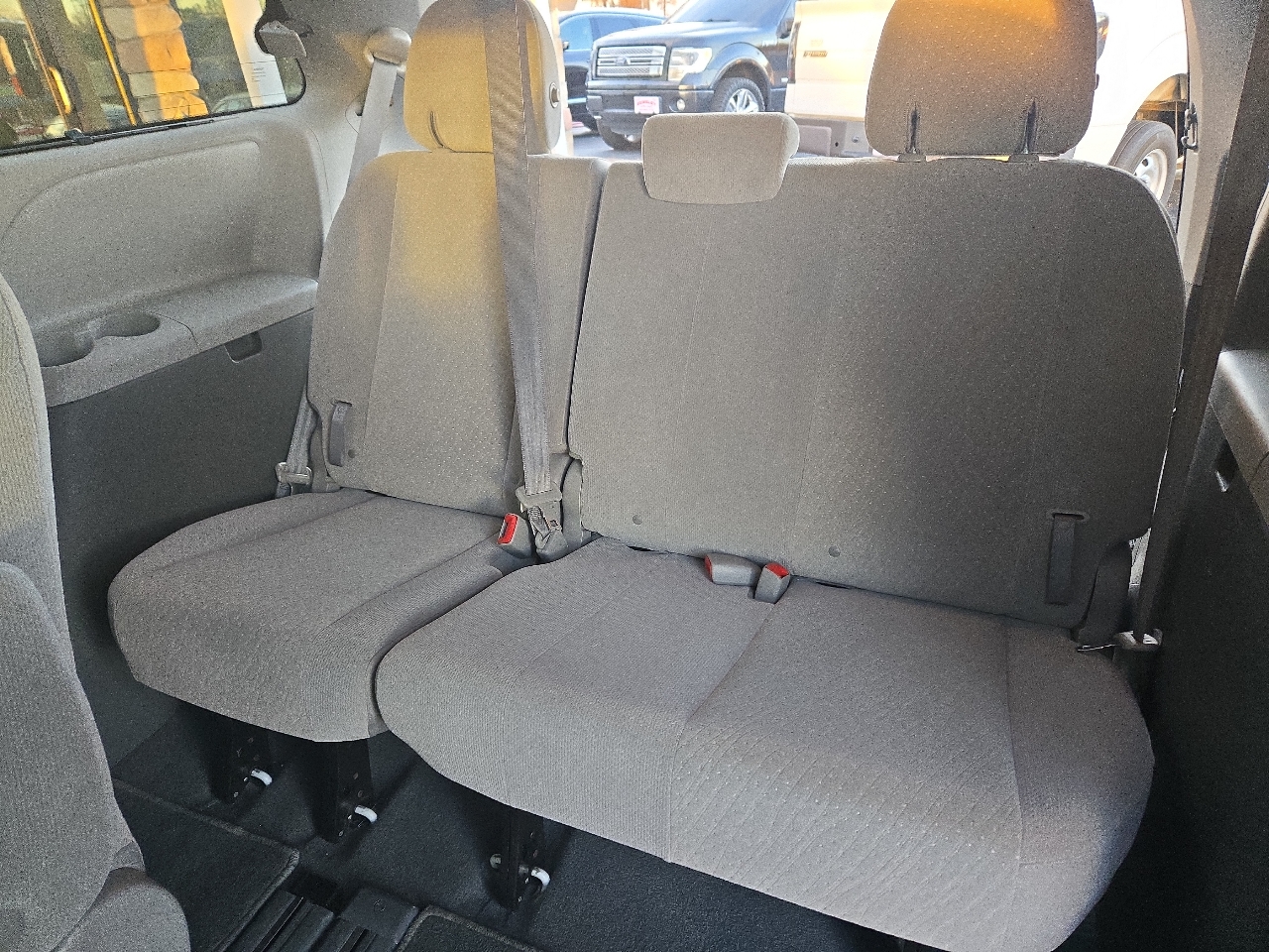 Toyota Sienna LE 7 Passenger 2020