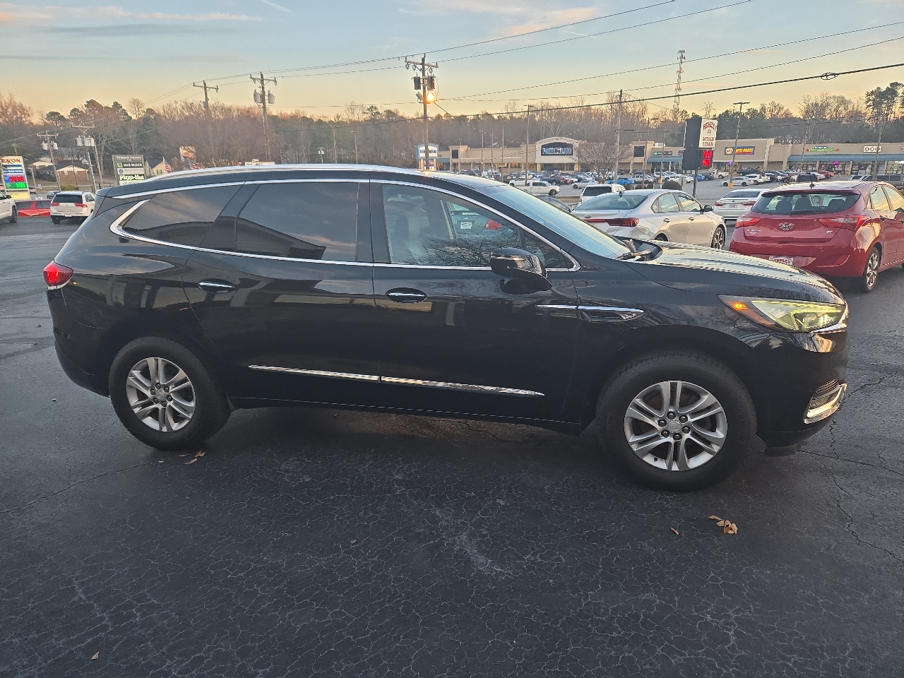 Buick Enclave Essence FWD 2018