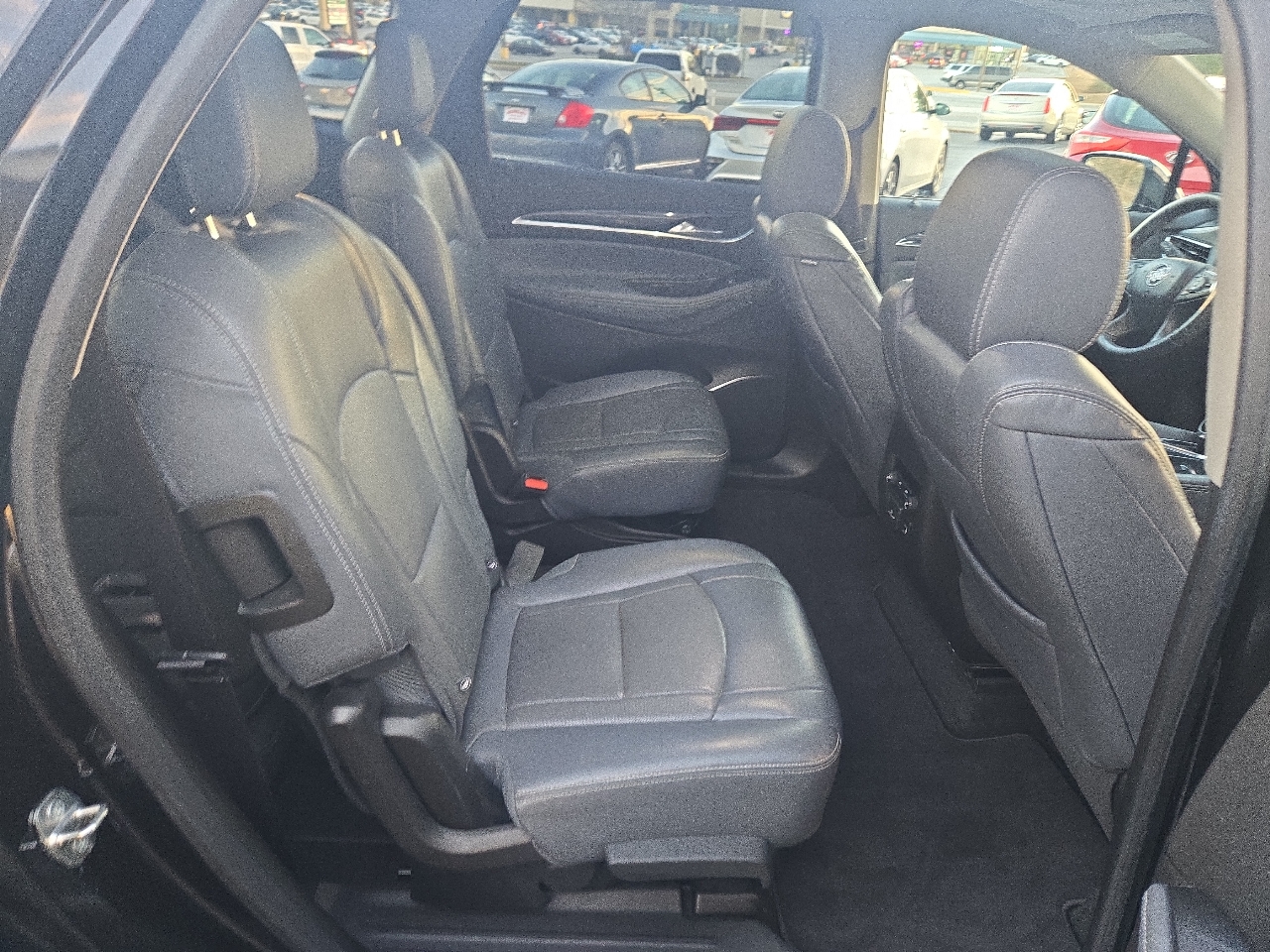 Buick Enclave Essence FWD 2018