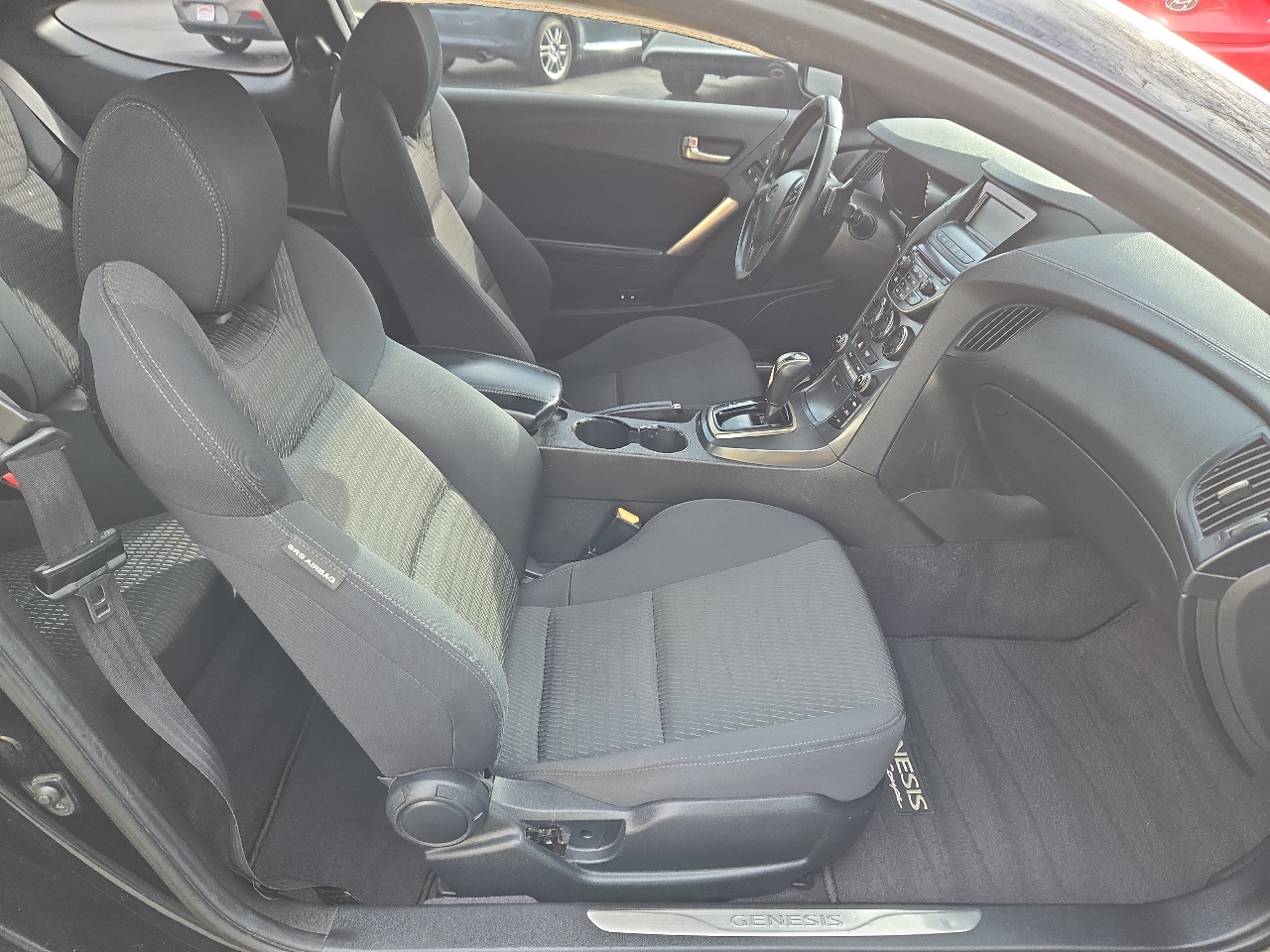 Hyundai Genesis Coupe 3.8 8AT 2015