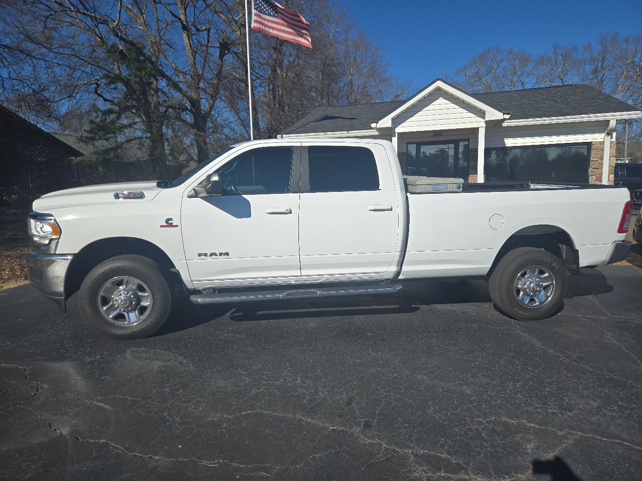 RAM 2500 Tradesman Crew Cab LWB 4WD 2021