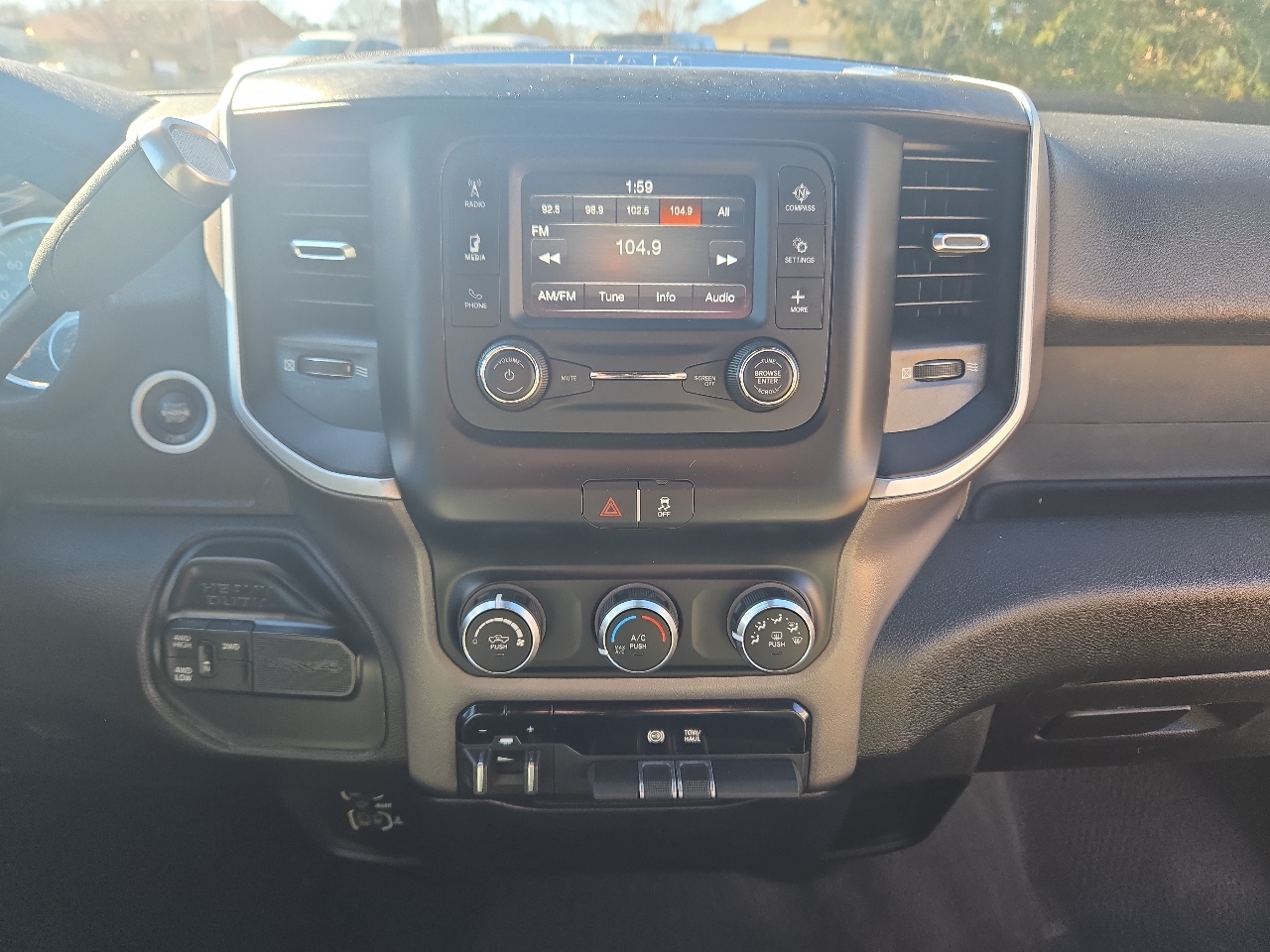 RAM 2500 Tradesman Crew Cab LWB 4WD 2021