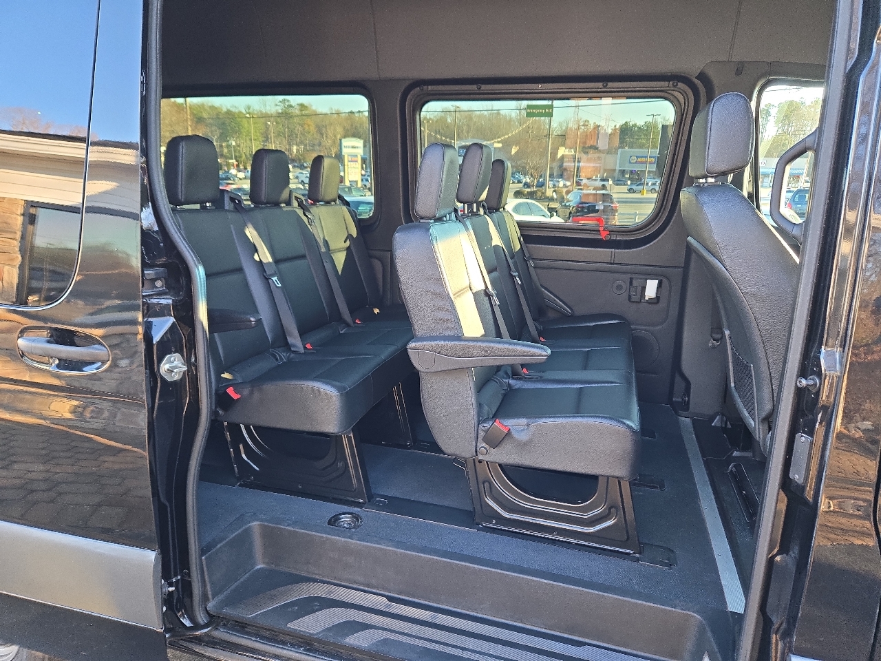 Mercedes-Benz Sprinter 2500 144-in. WB 2023