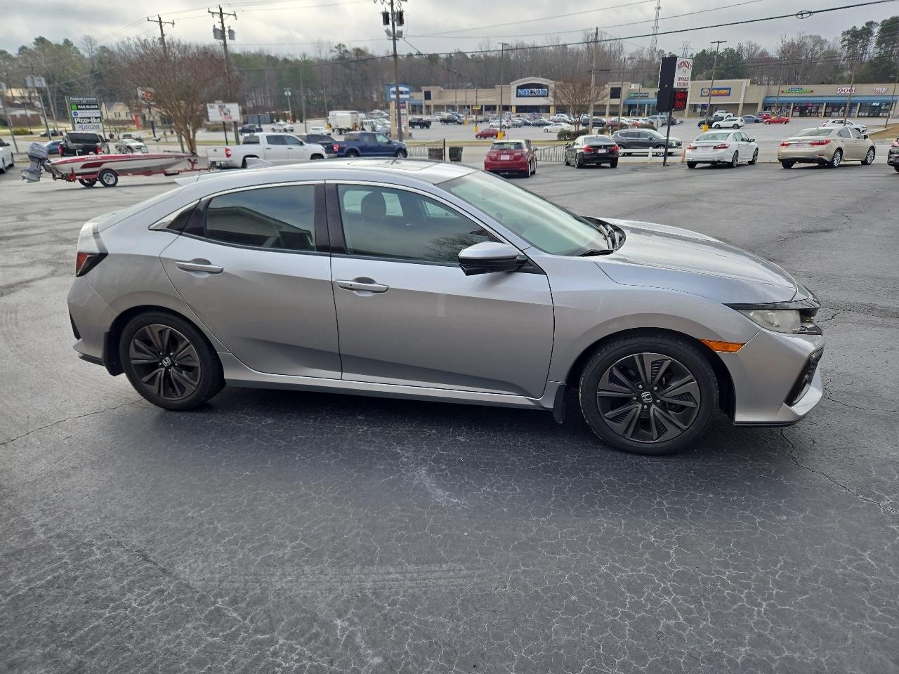 Honda Civic EX 4D Hatchback at 2017