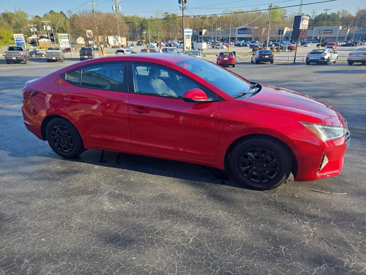 Hyundai Elantra SE 6M 2020