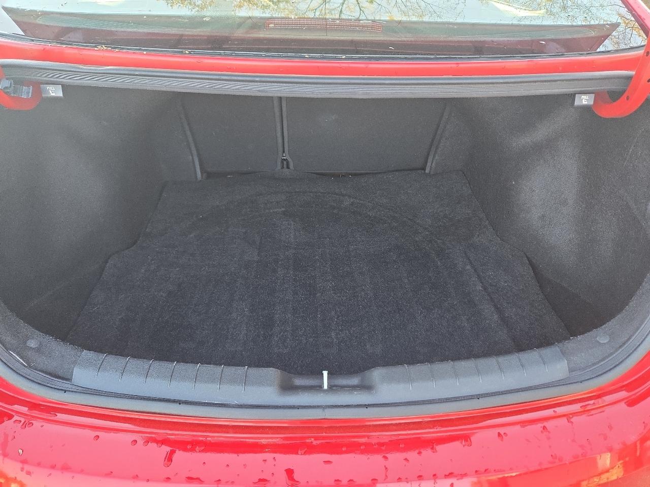 Hyundai Elantra SE 6M 2020