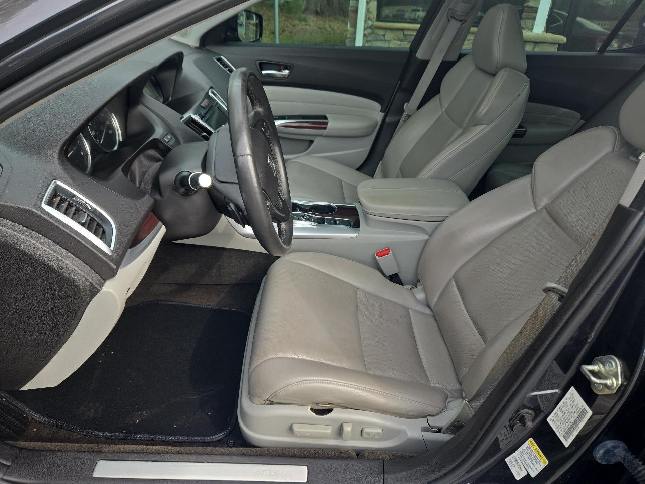 Acura TLX 9-Spd AT w/Technology Package 2015