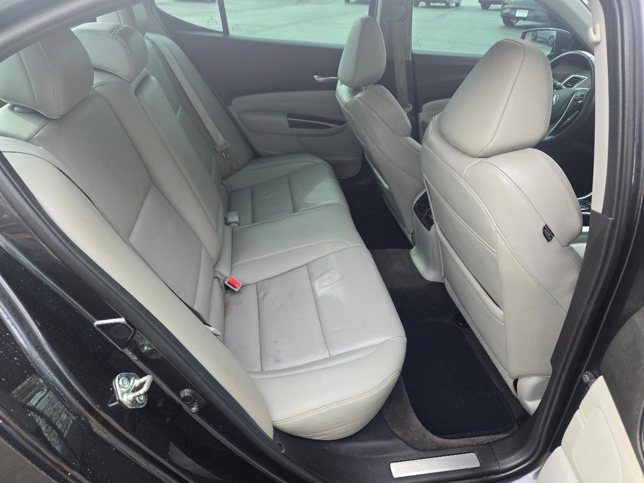 Acura TLX 9-Spd AT w/Technology Package 2015