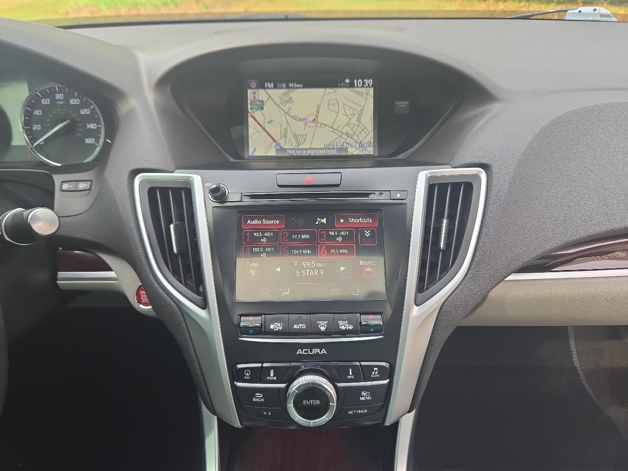 Acura TLX 9-Spd AT w/Technology Package 2015