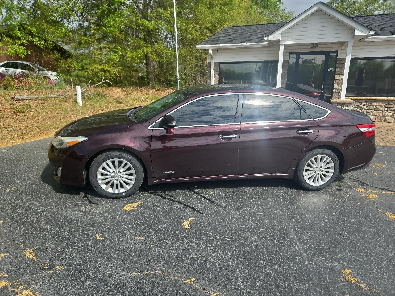 2013 Toyota Avalon Hybrid XLE Touring