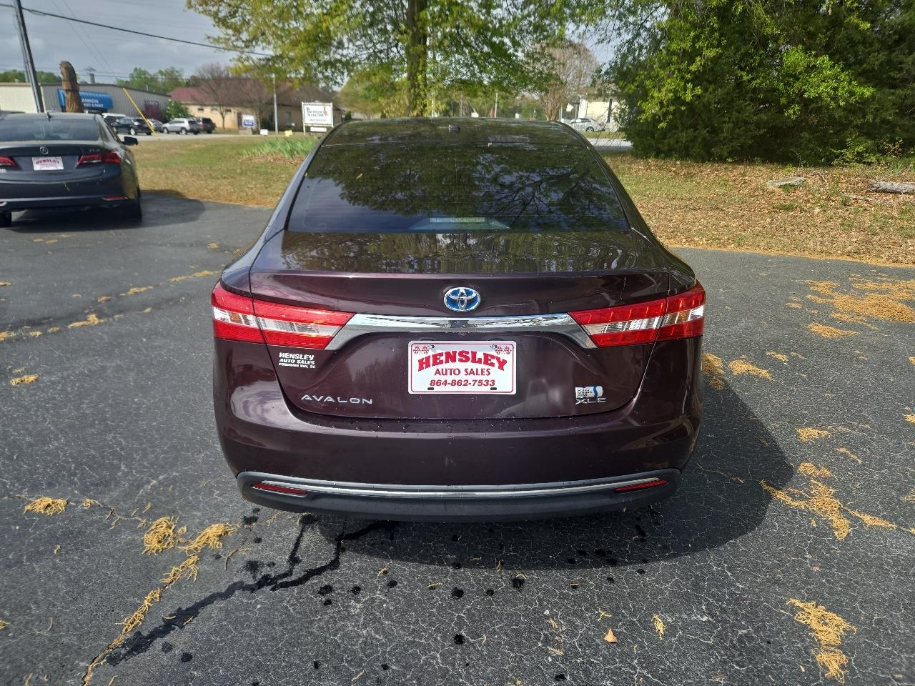 Toyota Avalon Hybrid XLE Touring 2013