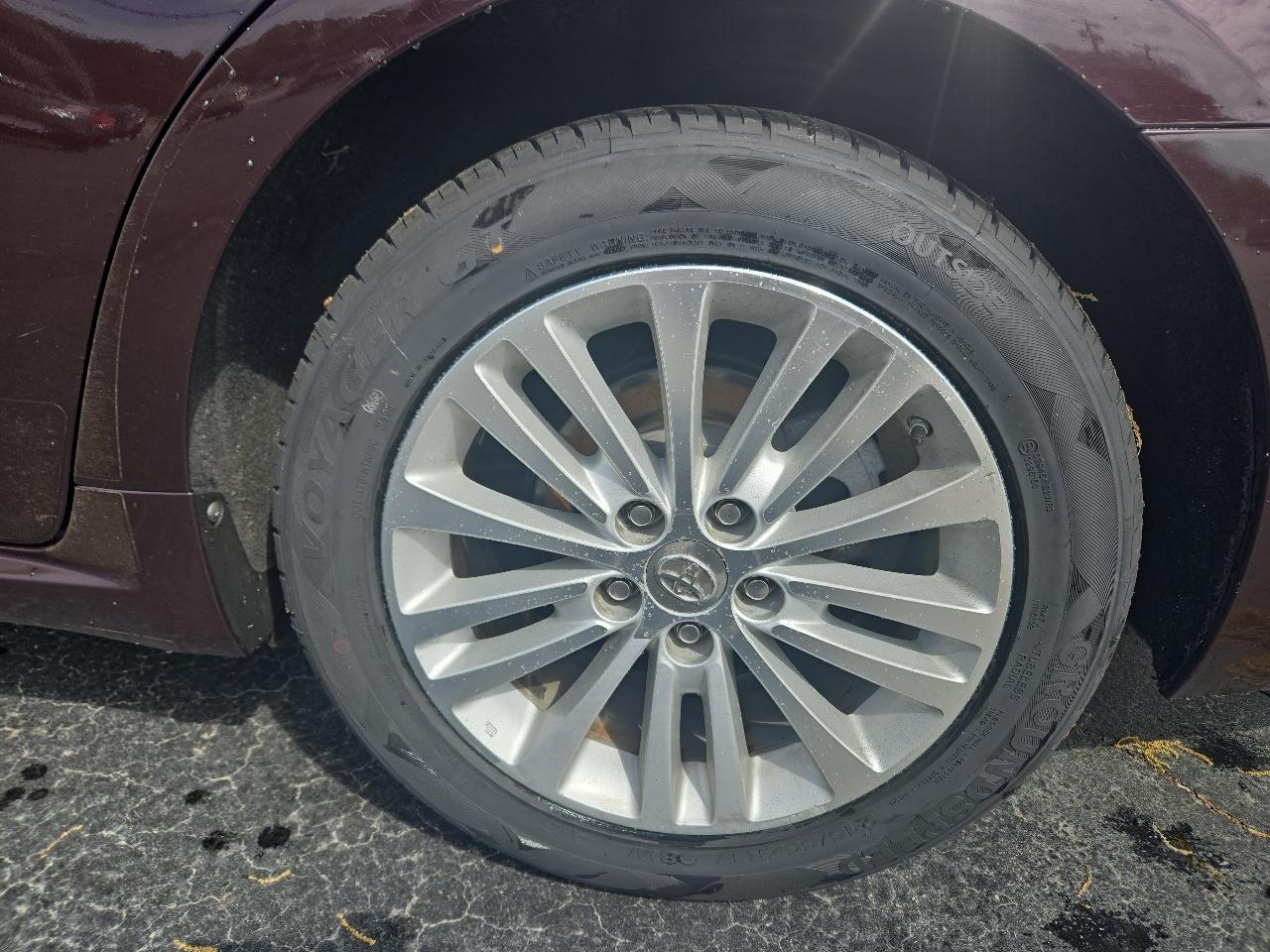 Toyota Avalon Hybrid XLE Touring 2013