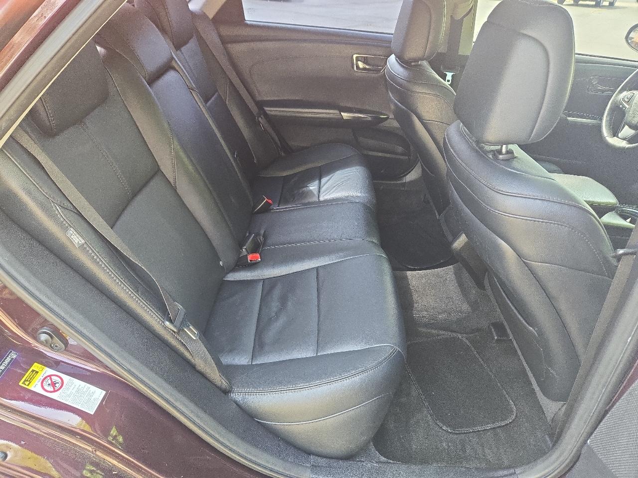 Toyota Avalon Hybrid XLE Touring 2013