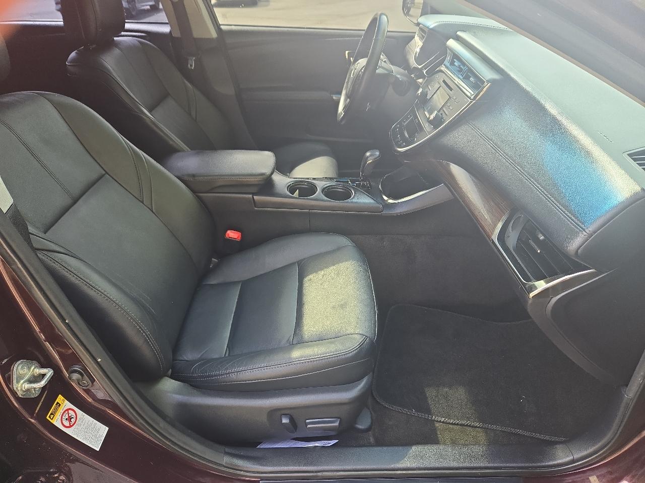 Toyota Avalon Hybrid XLE Touring 2013